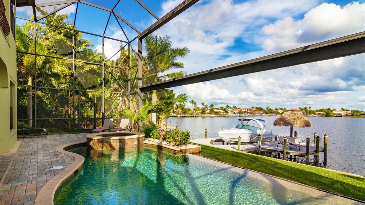 Southern Shores Villa - Image 1