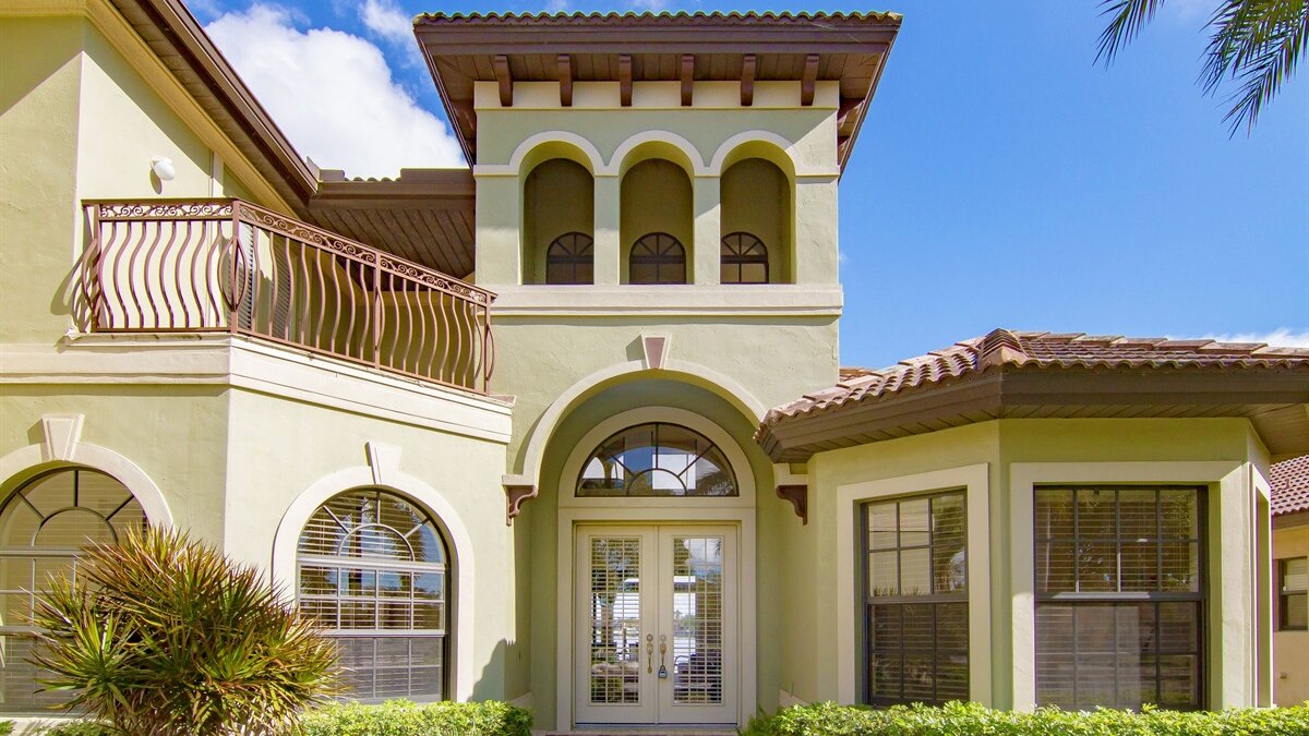 Southern Shores Villa - Image 32