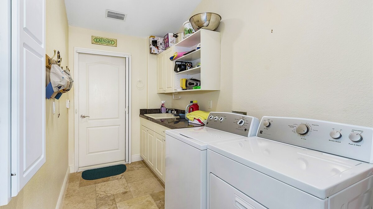 Spain Villa - Image 22