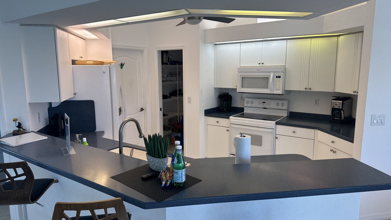 Westend Villa - Image 9