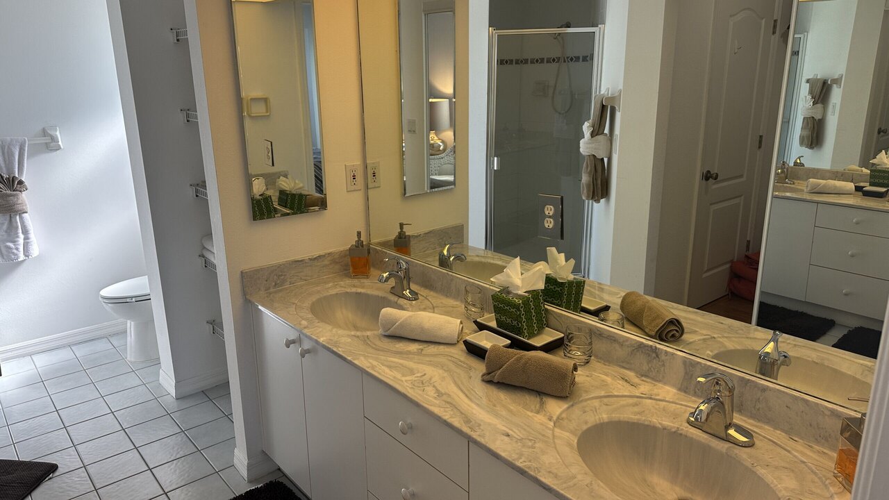 Westend Villa - Image 15