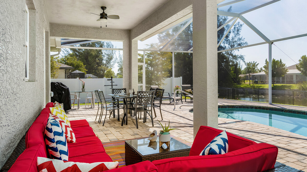 Becky Villa - Image 18