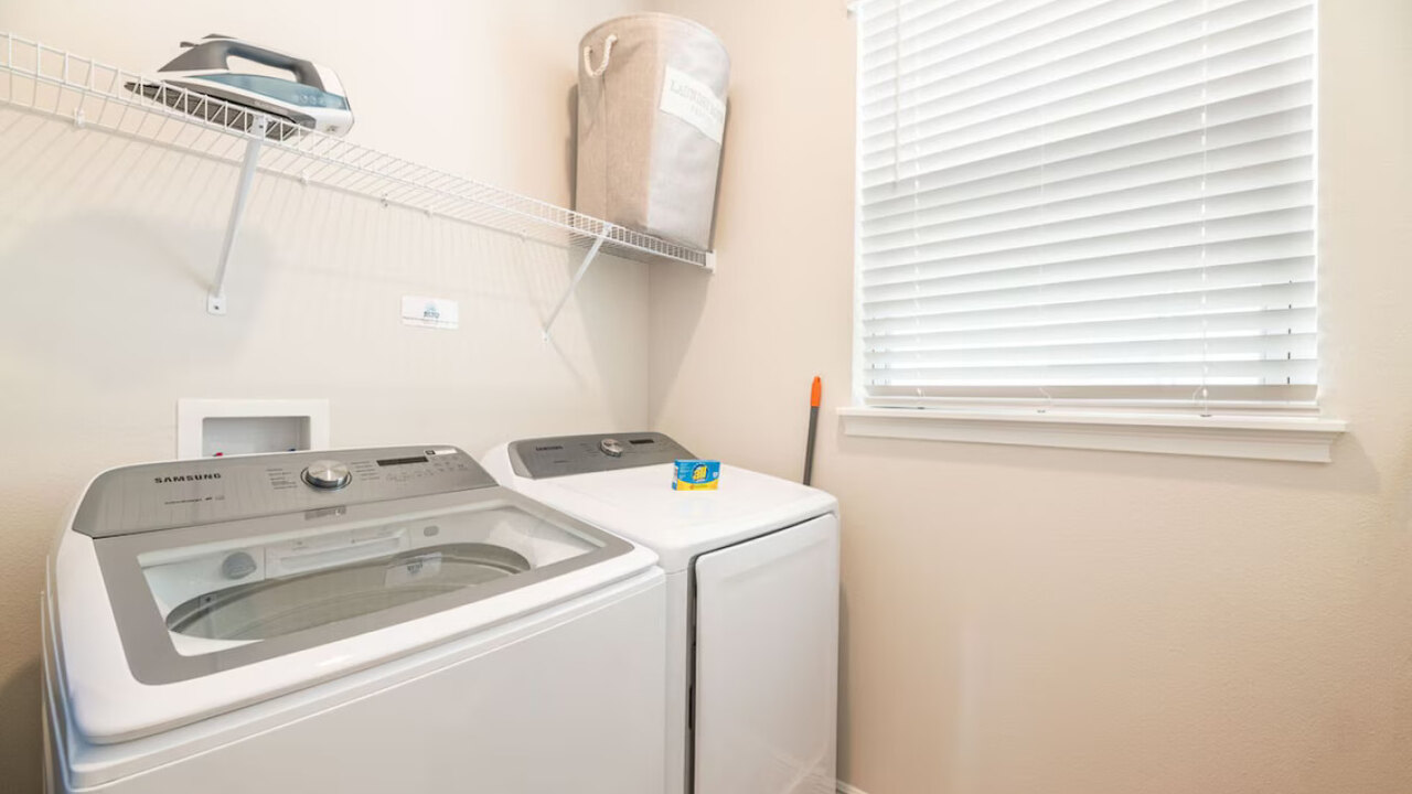 397 Southfield St - Image 33