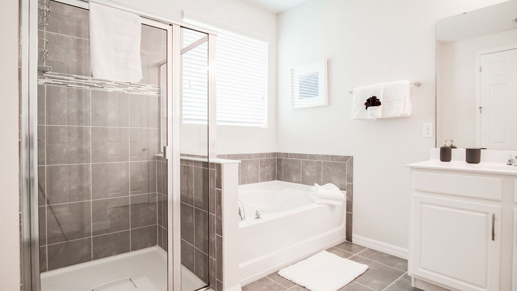 9087 Sunshine Ridge Loop - Image 18