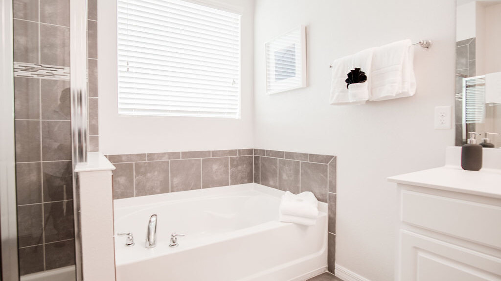 9087 Sunshine Ridge Loop - Image 20