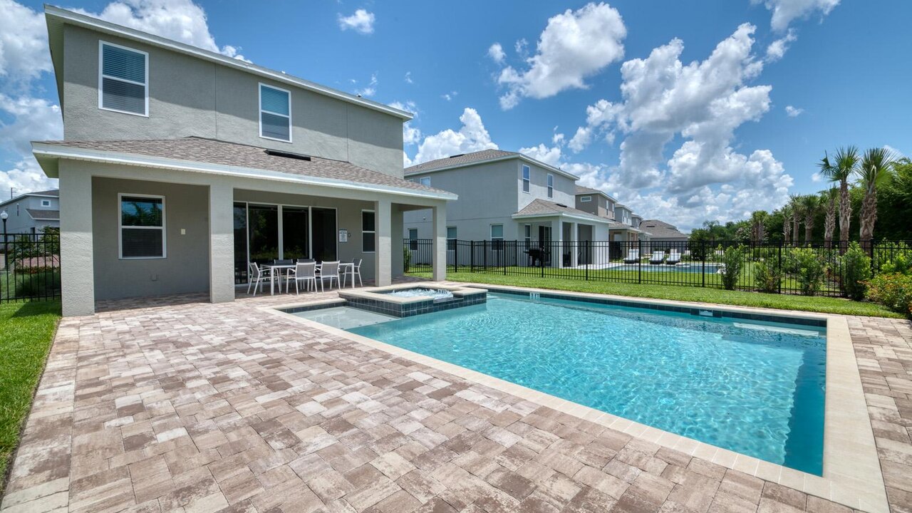 7447 Marker Ave - Image 5