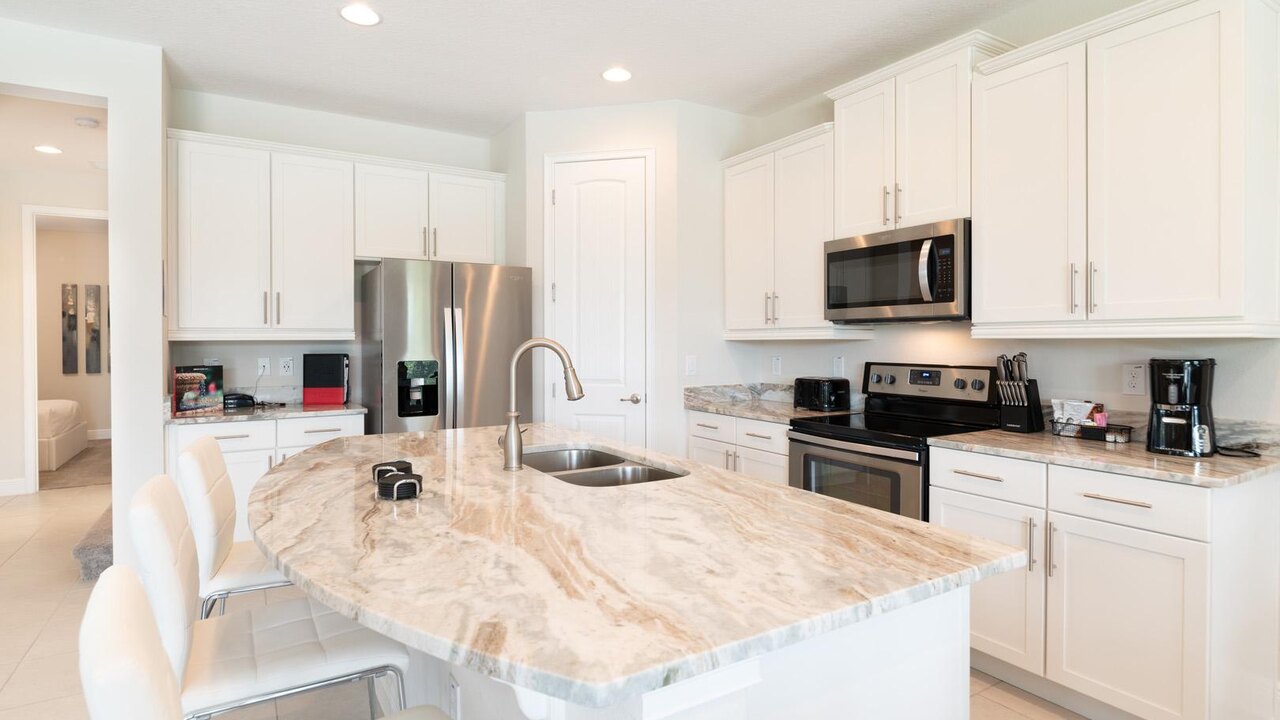 7447 Marker Ave - Image 15