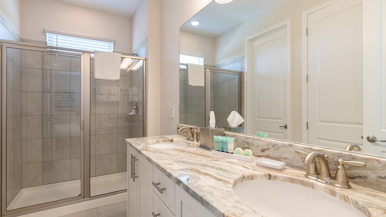 7447 Marker Ave - Image 19