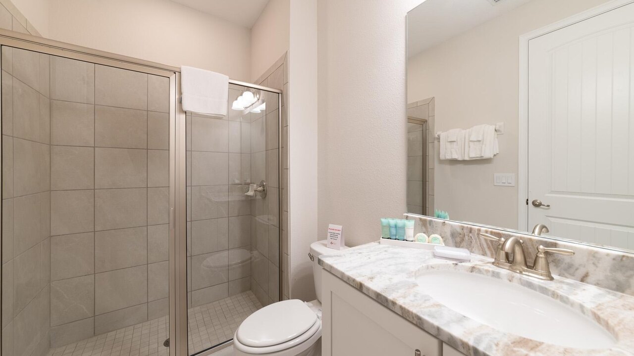 7447 Marker Ave - Image 21