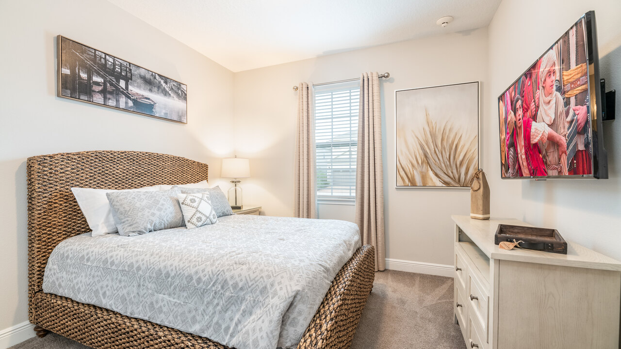 7484 Marker Avenue - Image 11