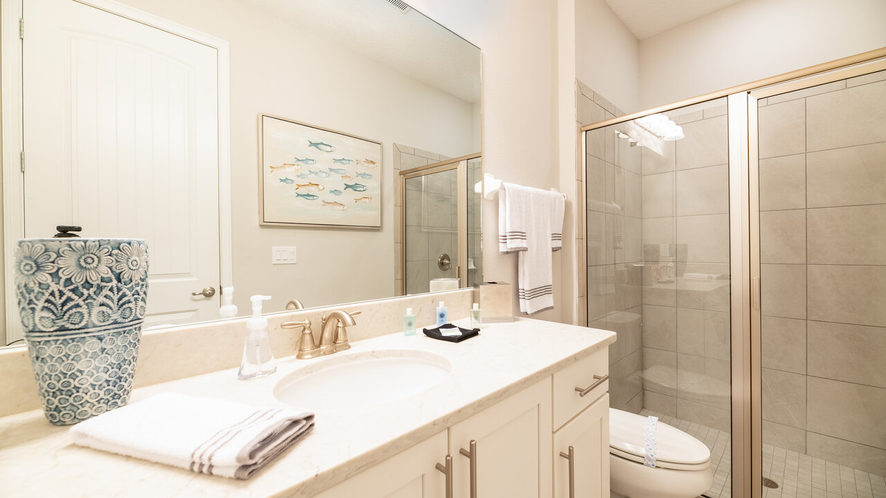 7484 Marker Avenue - Image 25