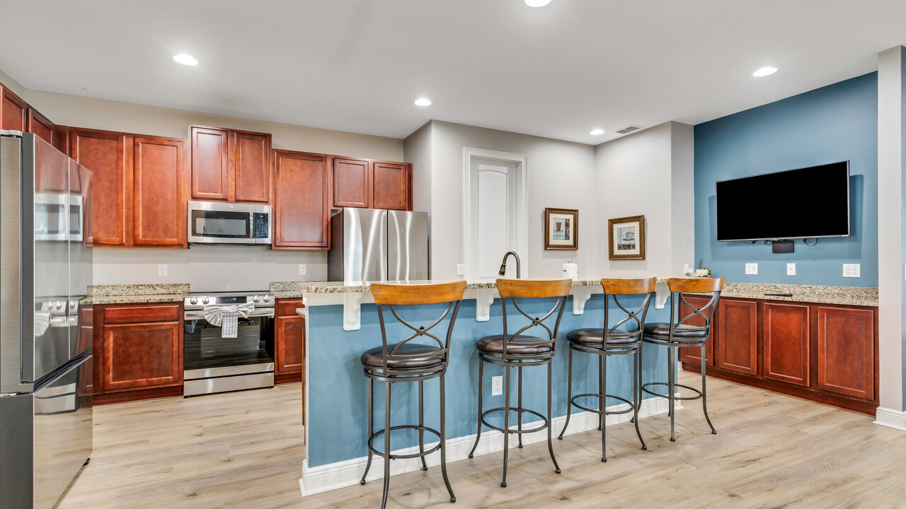 7668 Wilmington Loop - Image 8