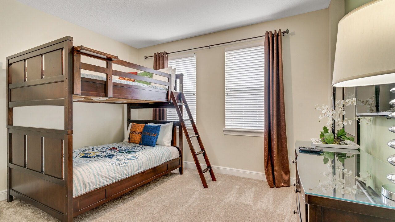 7668 Wilmington Loop - Image 25