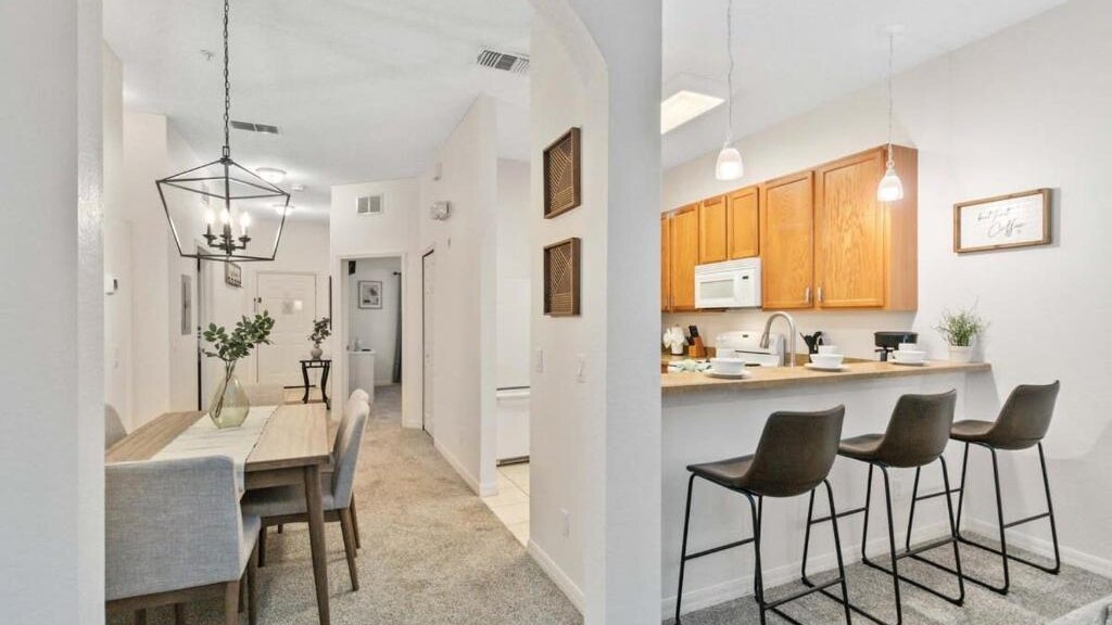 611 Rum Run - Image 12