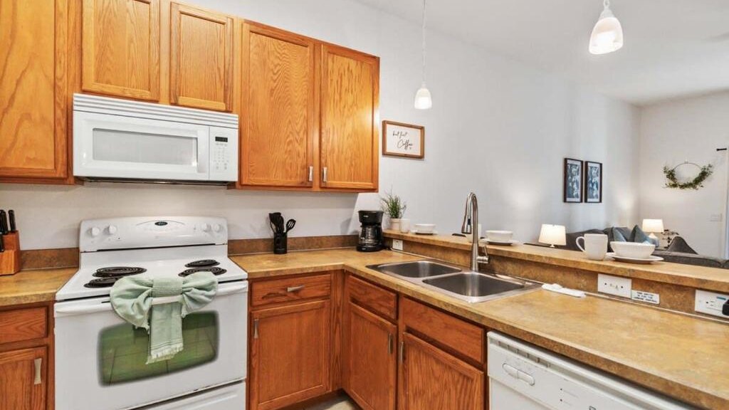 611 Rum Run - Image 30