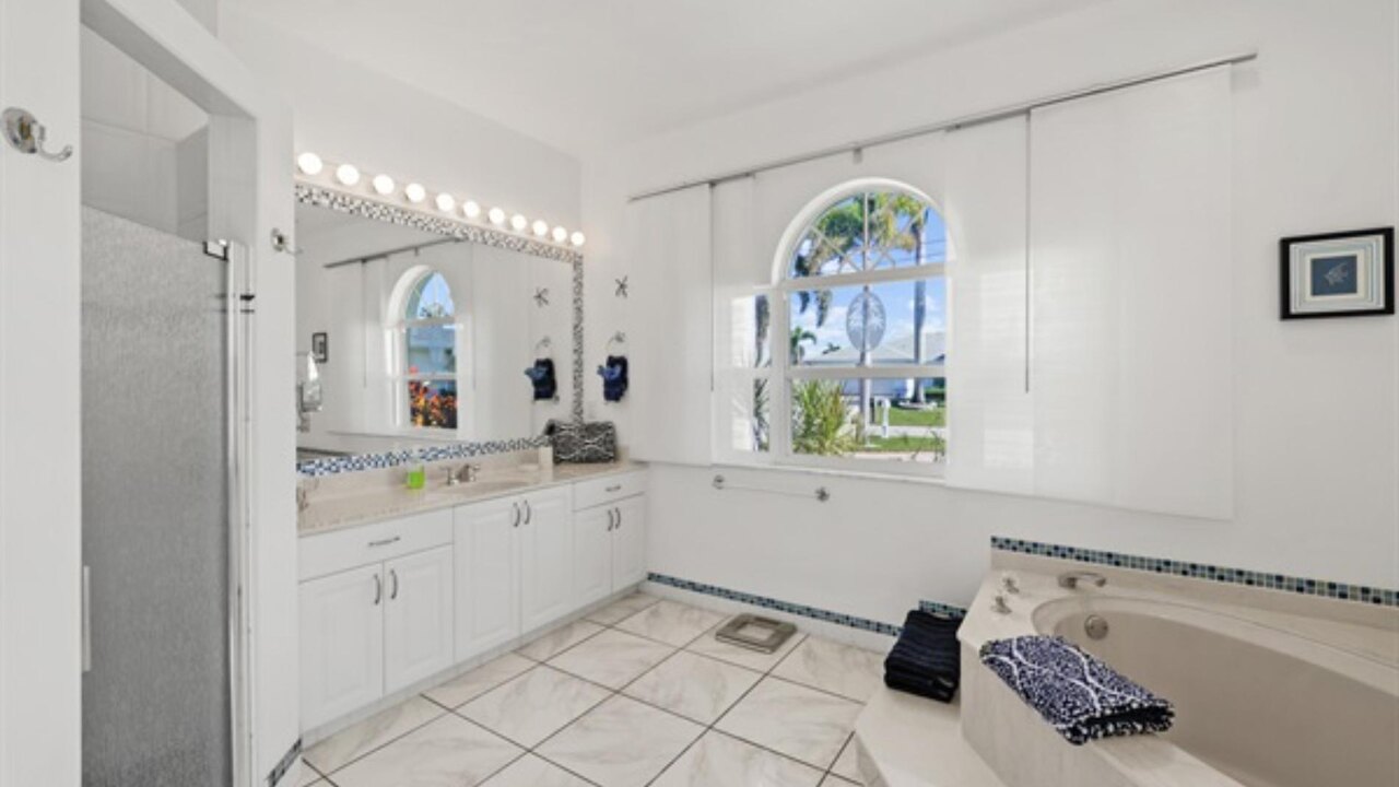 Bella Vista Villa - Image 27