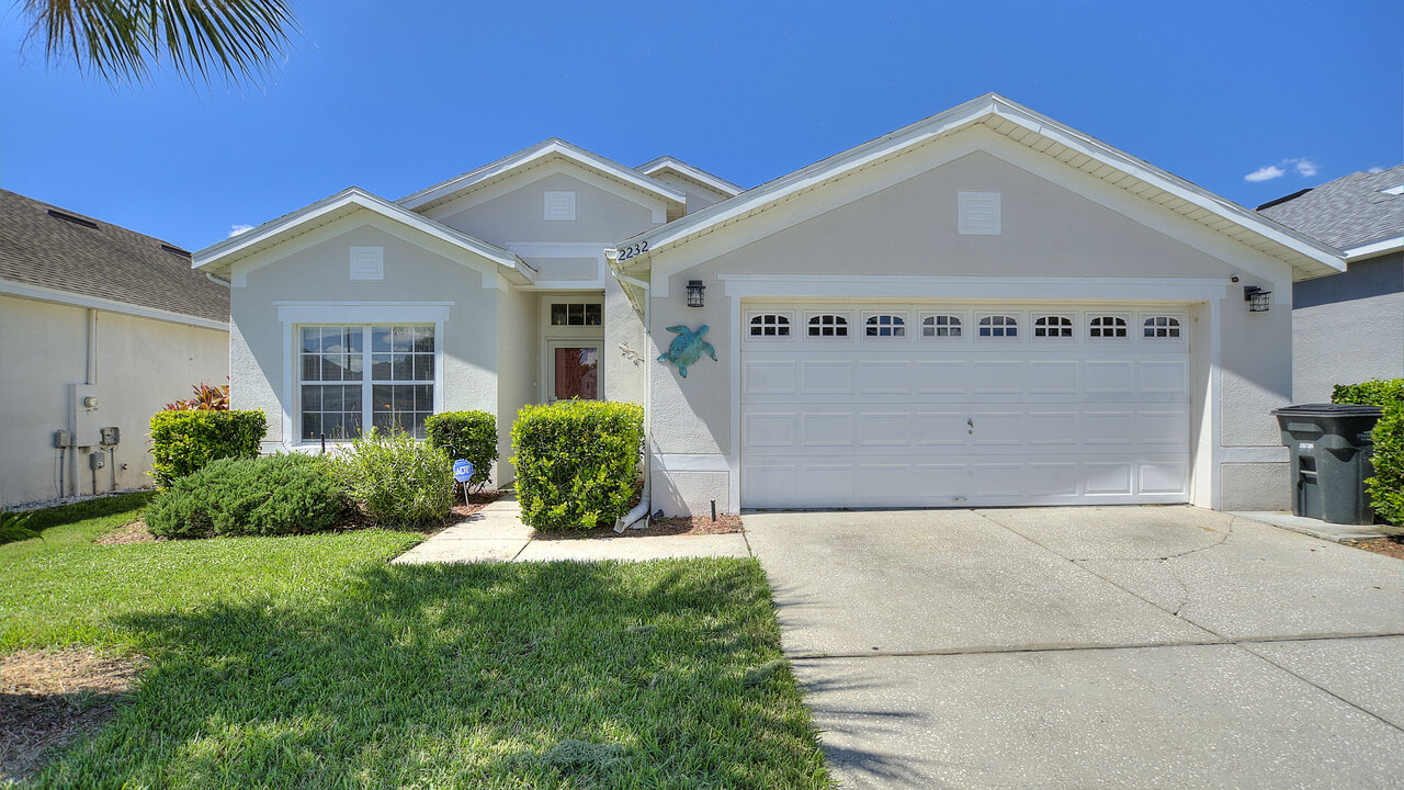 2232-New to rentals! Family home with Pool & Hot Tub! - Image 1