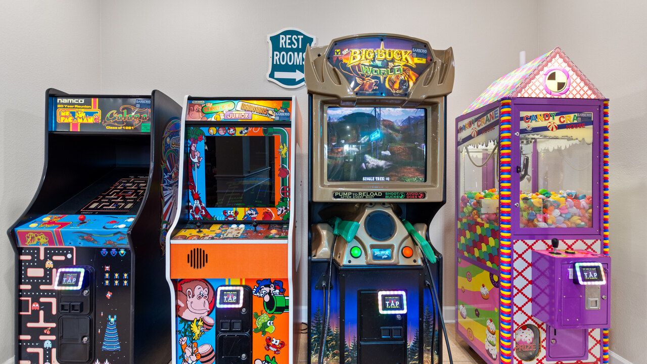 2232-New to rentals! Family home with Pool & Hot Tub! - Image 42