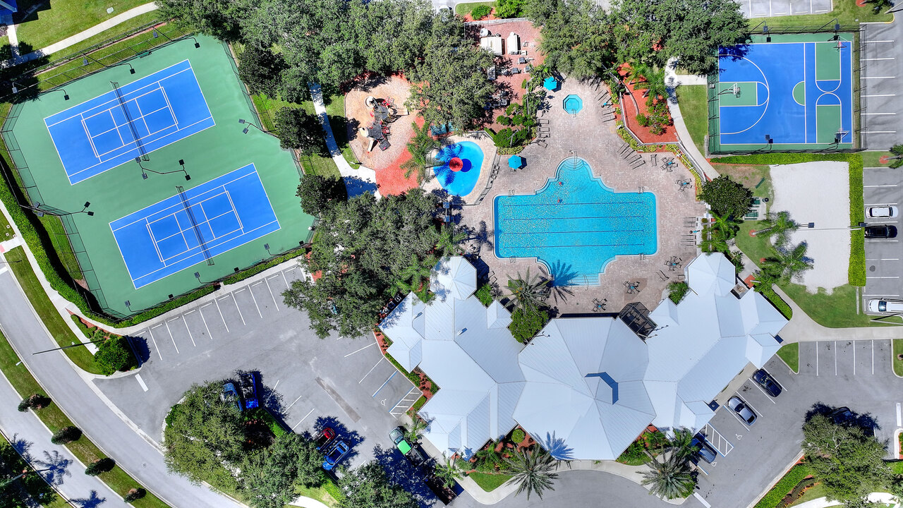 2232-New to rentals! Family home with Pool & Hot Tub! - Image 52