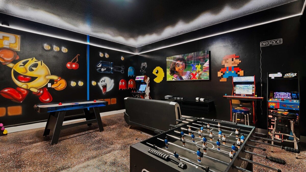 1209-9-B -Mansion themed with pool near Disney - Image 4