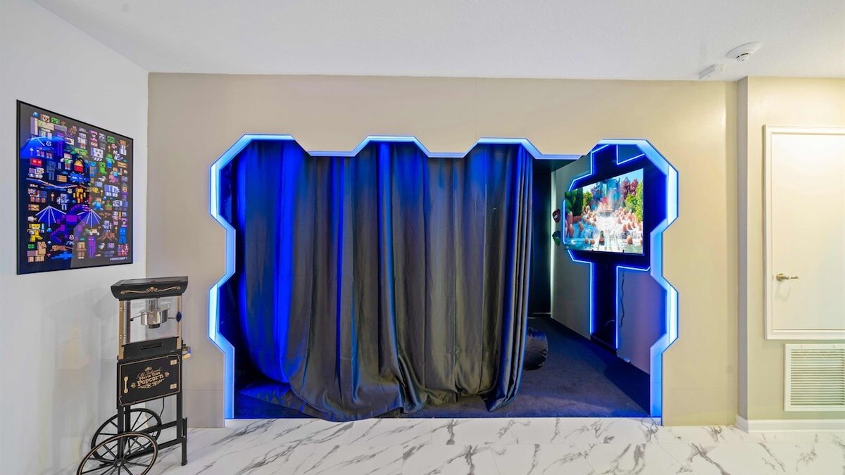 1209-9-B -Mansion themed with pool near Disney - Image 34