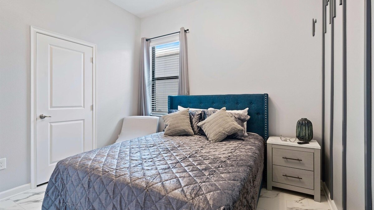 1209-9-B -Mansion themed with pool near Disney - Image 18