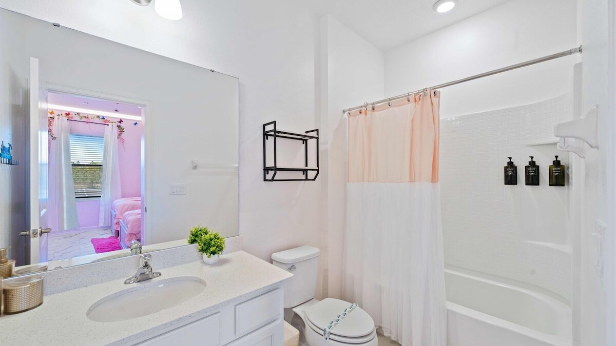 1209-9-B -Mansion themed with pool near Disney - Image 40