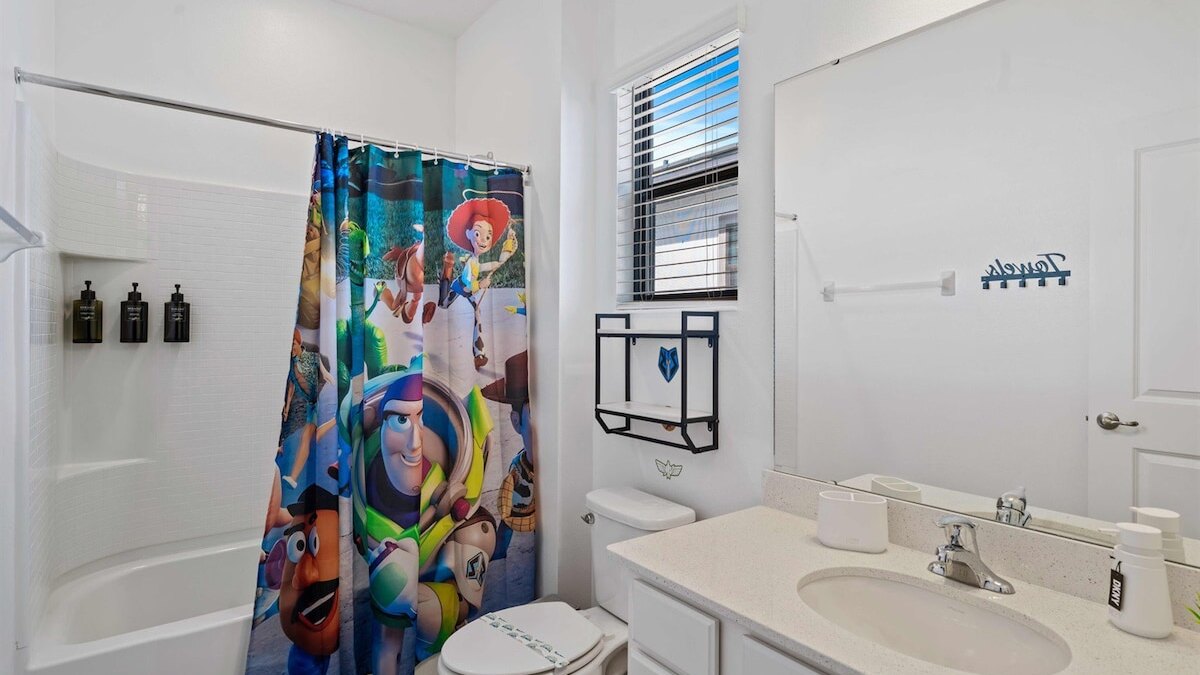 1209-9-B -Mansion themed with pool near Disney - Image 41