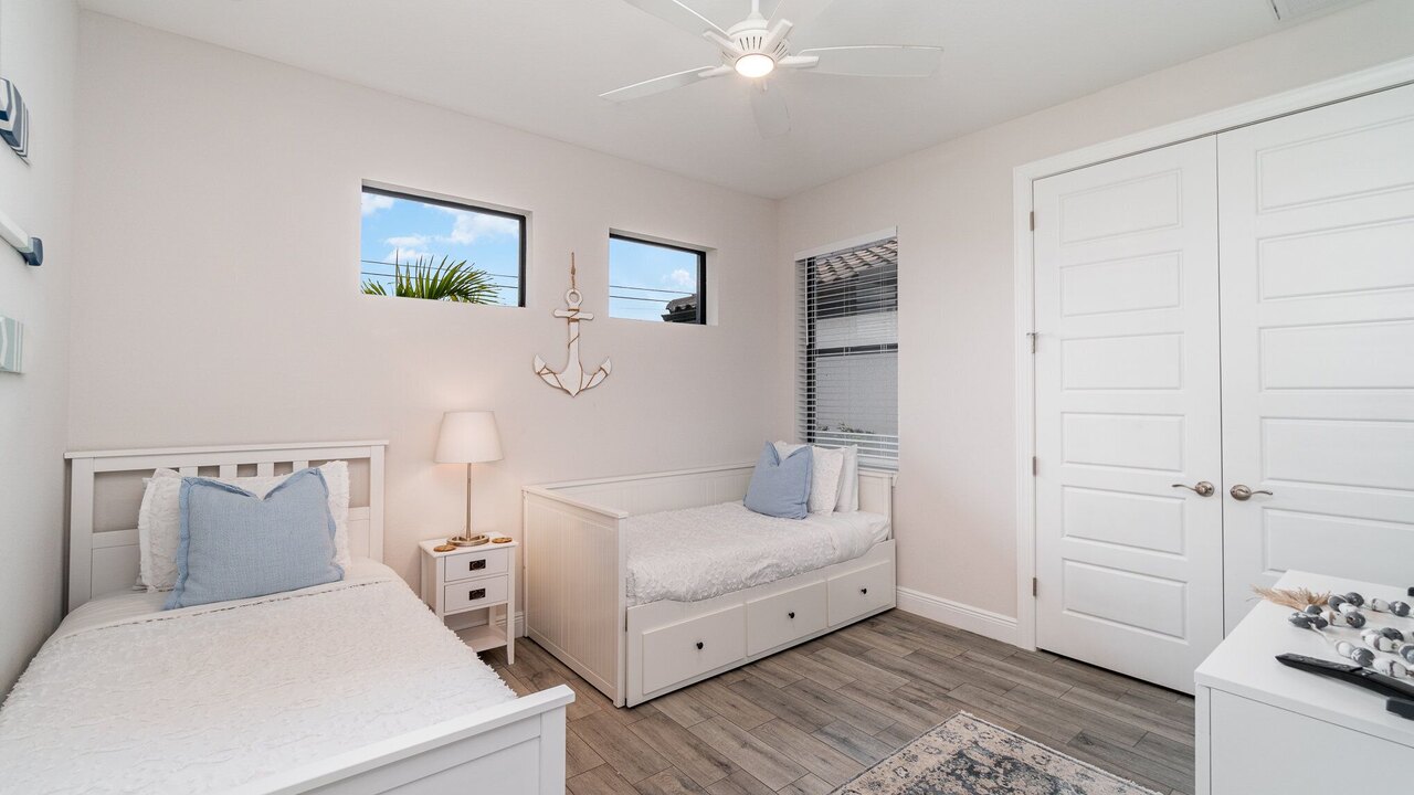 Blue Lagoon Villa - Image 12