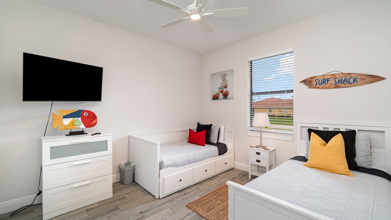 Blue Lagoon Villa - Image 11