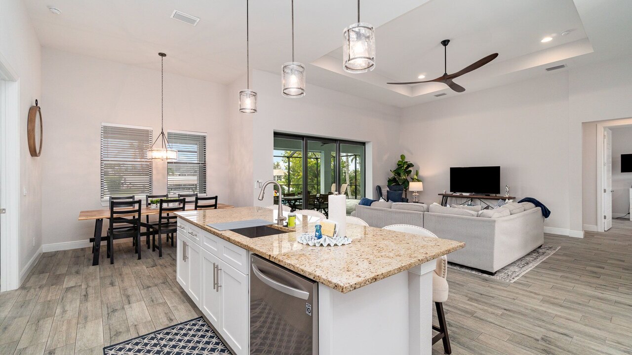 Blue Lagoon Villa - Image 17