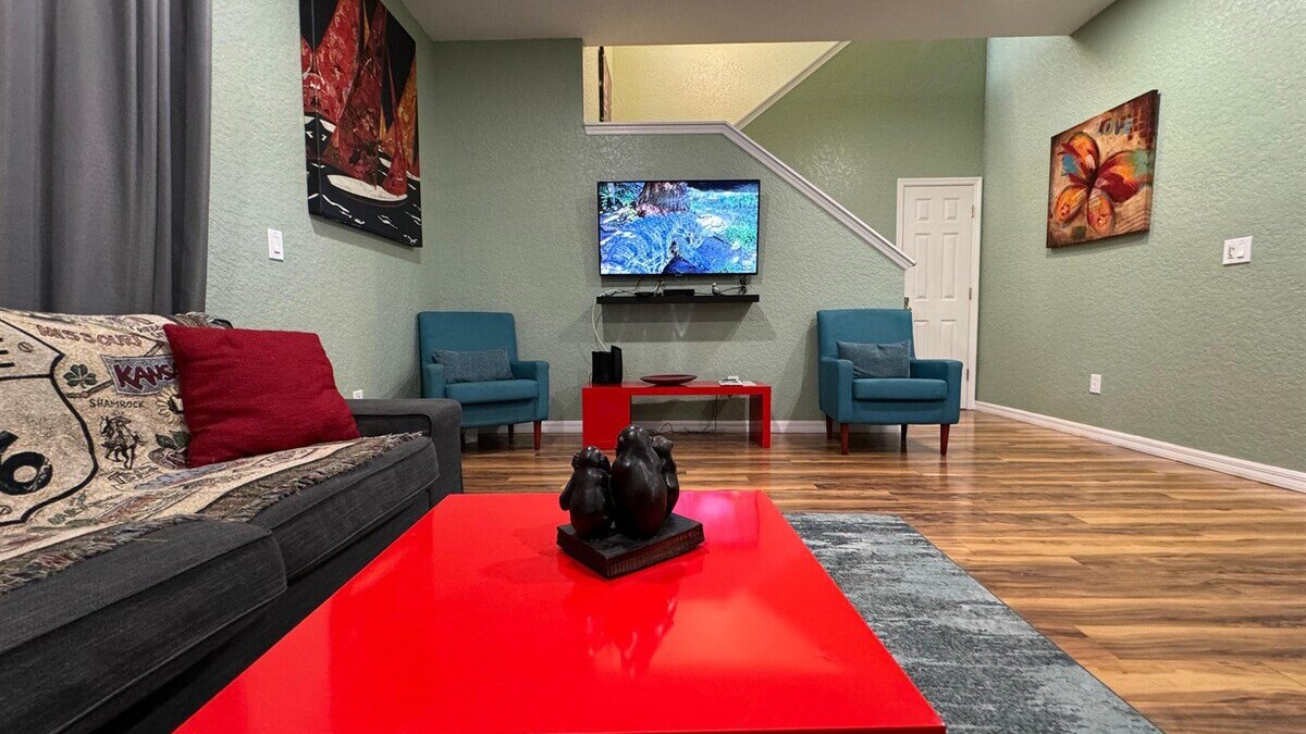 1307 Charming Regal Palms Villa - Image 6