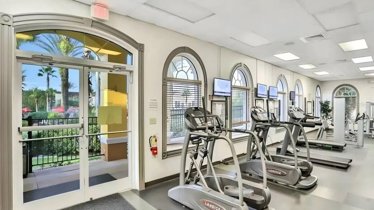 1307 Charming Regal Palms Villa - Image 88