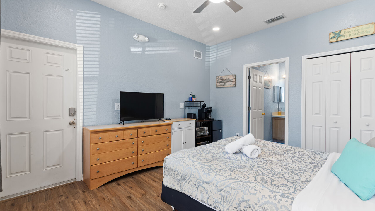 1307 Charming Regal Palms Villa - Image 11