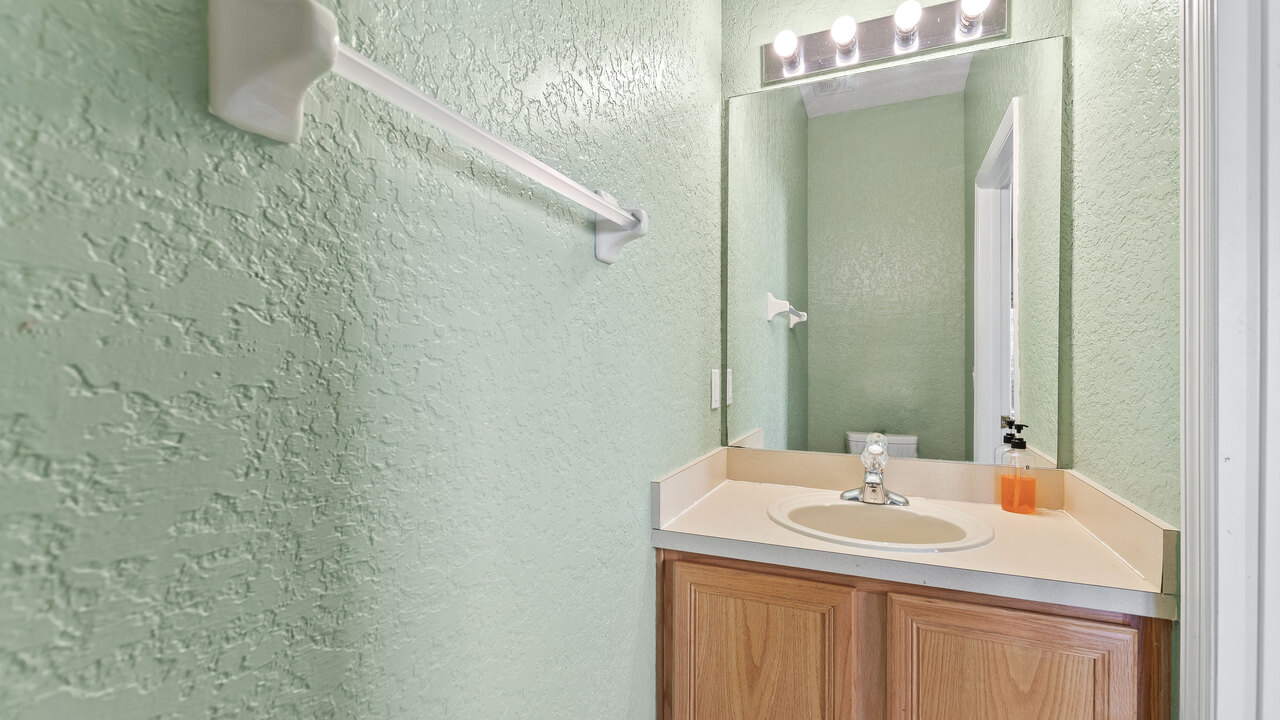 1307 Charming Regal Palms Villa - Image 22