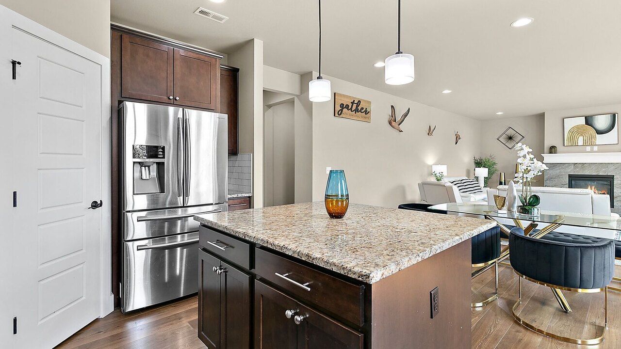 14314 The Puyallup Getaway 4BD Home - Image 12