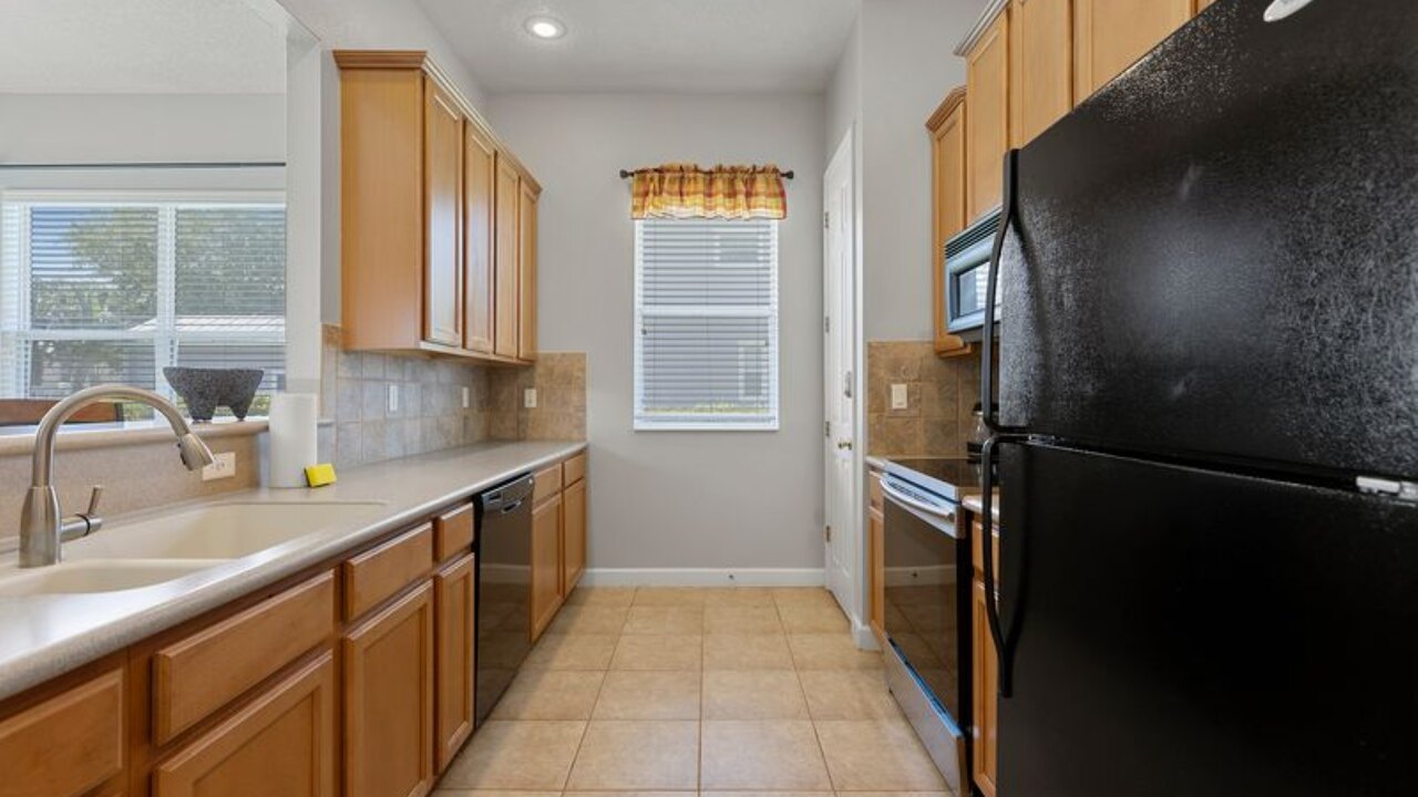 1432 Villa- 4BD Pool/Spa-sleeps 14 - Image 7