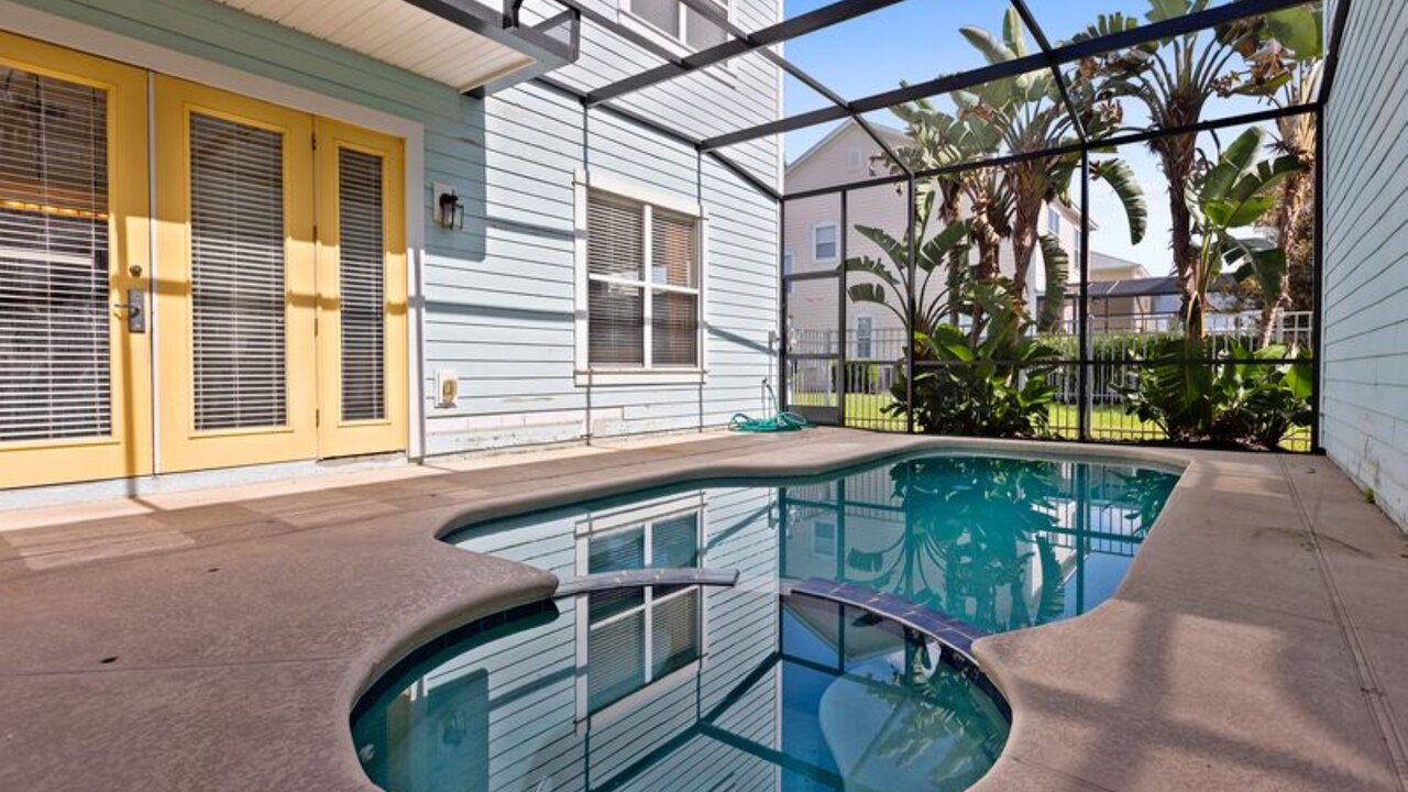 1432 Villa- 4BD Pool/Spa-sleeps 14 - Image 29