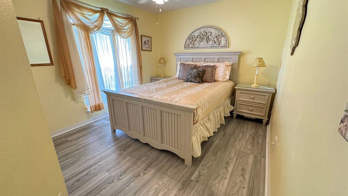 1589Pool House 4bd Villa with game room - Image 13