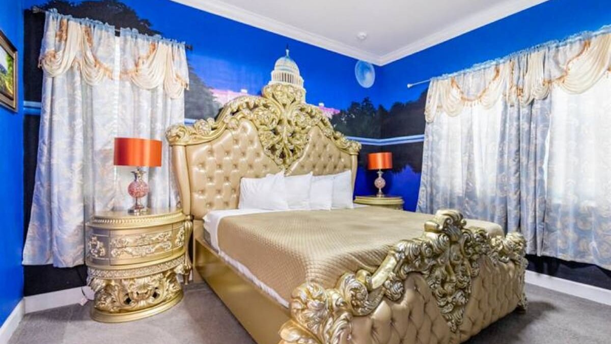 2413-As Seen On TV Wonderful World Bowling Villa (Veran - Image 2