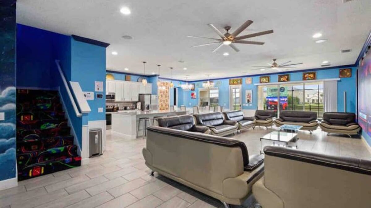 2413-As Seen On TV Wonderful World Bowling Villa (Veran - Image 12