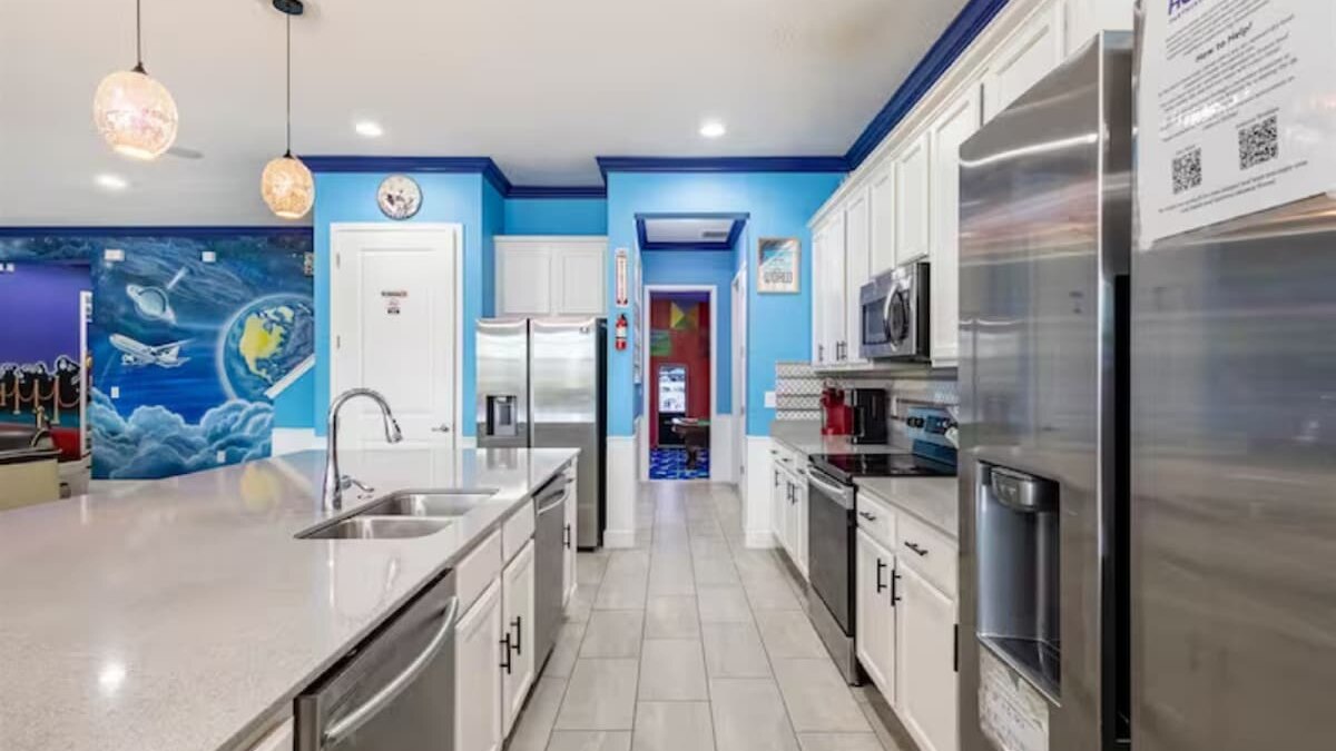 2413-As Seen On TV Wonderful World Bowling Villa (Veran - Image 35