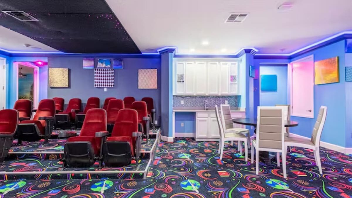 2413-As Seen On TV Wonderful World Bowling Villa (Veran - Image 42