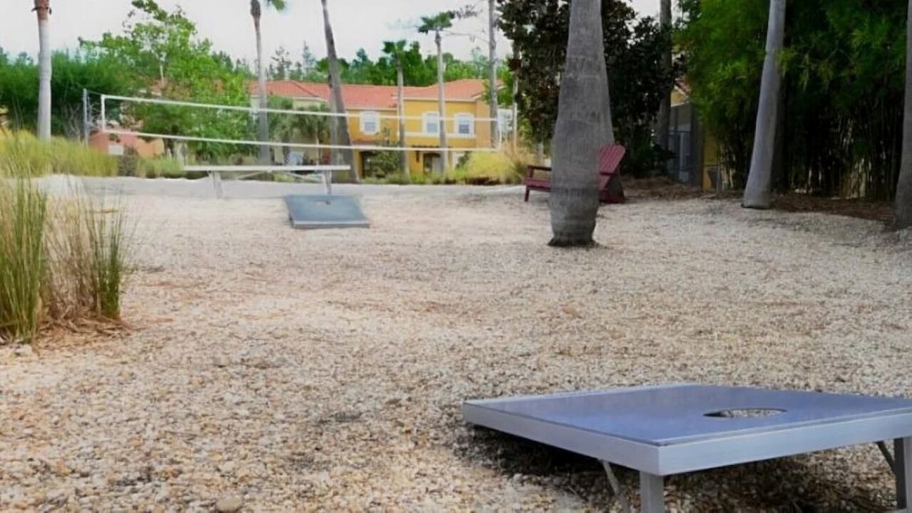 213 Luxury 4BR Home w/ Pool & Game Room - Image 7