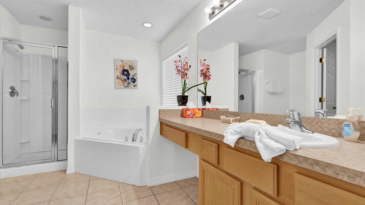 213 Luxury 4BR Home w/ Pool & Game Room - Image 47