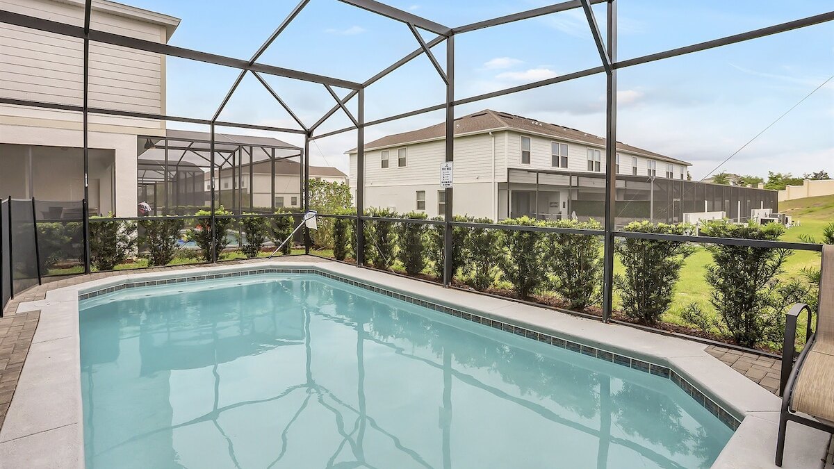 2440 One of a Kind 5bd&4ba VILLA - Image 8