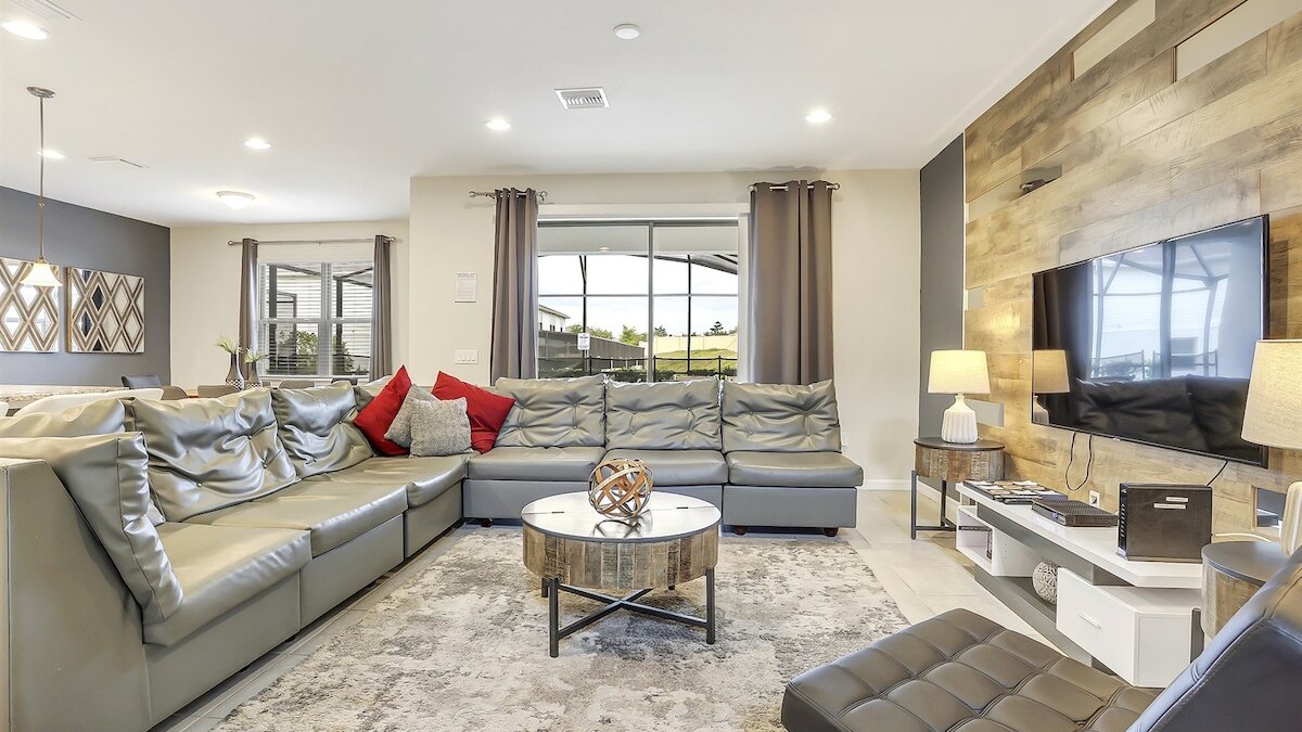 2440 One of a Kind 5bd&4ba VILLA - Image 40