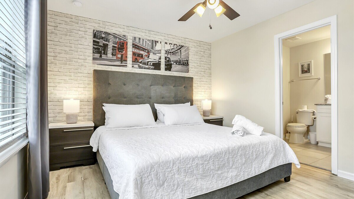 2440 One of a Kind 5bd&4ba VILLA - Image 56