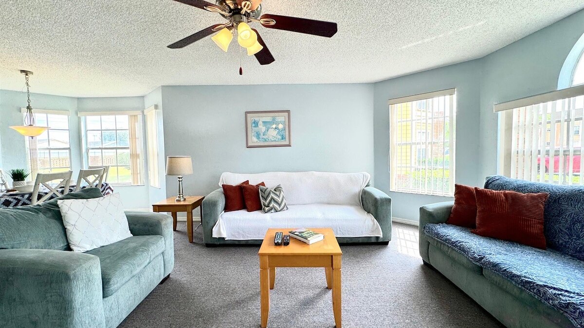 2492 Your home away from Home! - Image 6