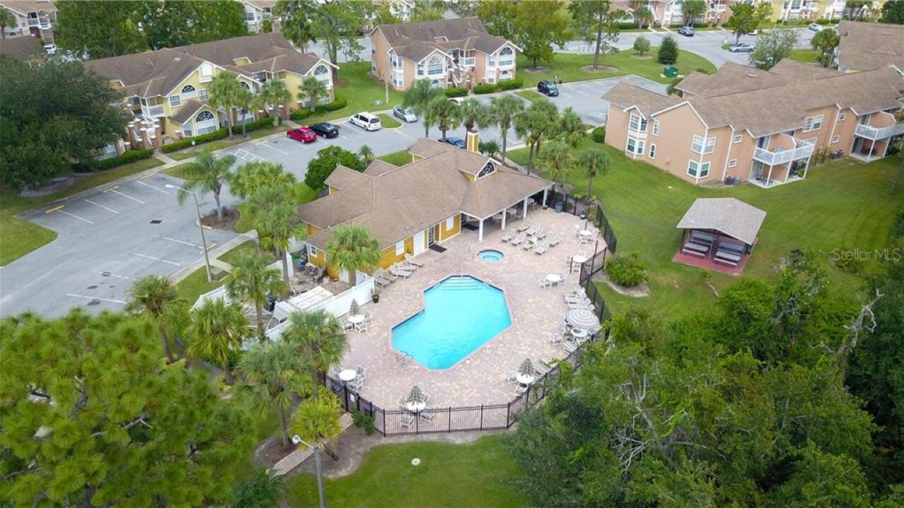 2492 Your home away from Home! - Image 26